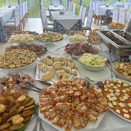 Restaurante Residencial Pizzaria S. Estevao Aguiar da Beira Dış mekan fotoğraf