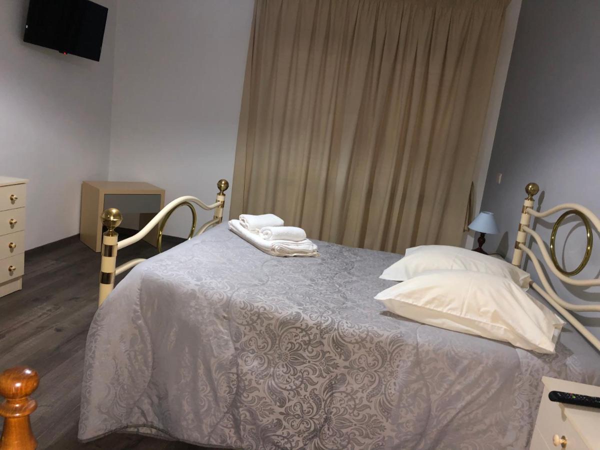 Restaurante Residencial Pizzaria S. Estevao Aguiar da Beira Dış mekan fotoğraf