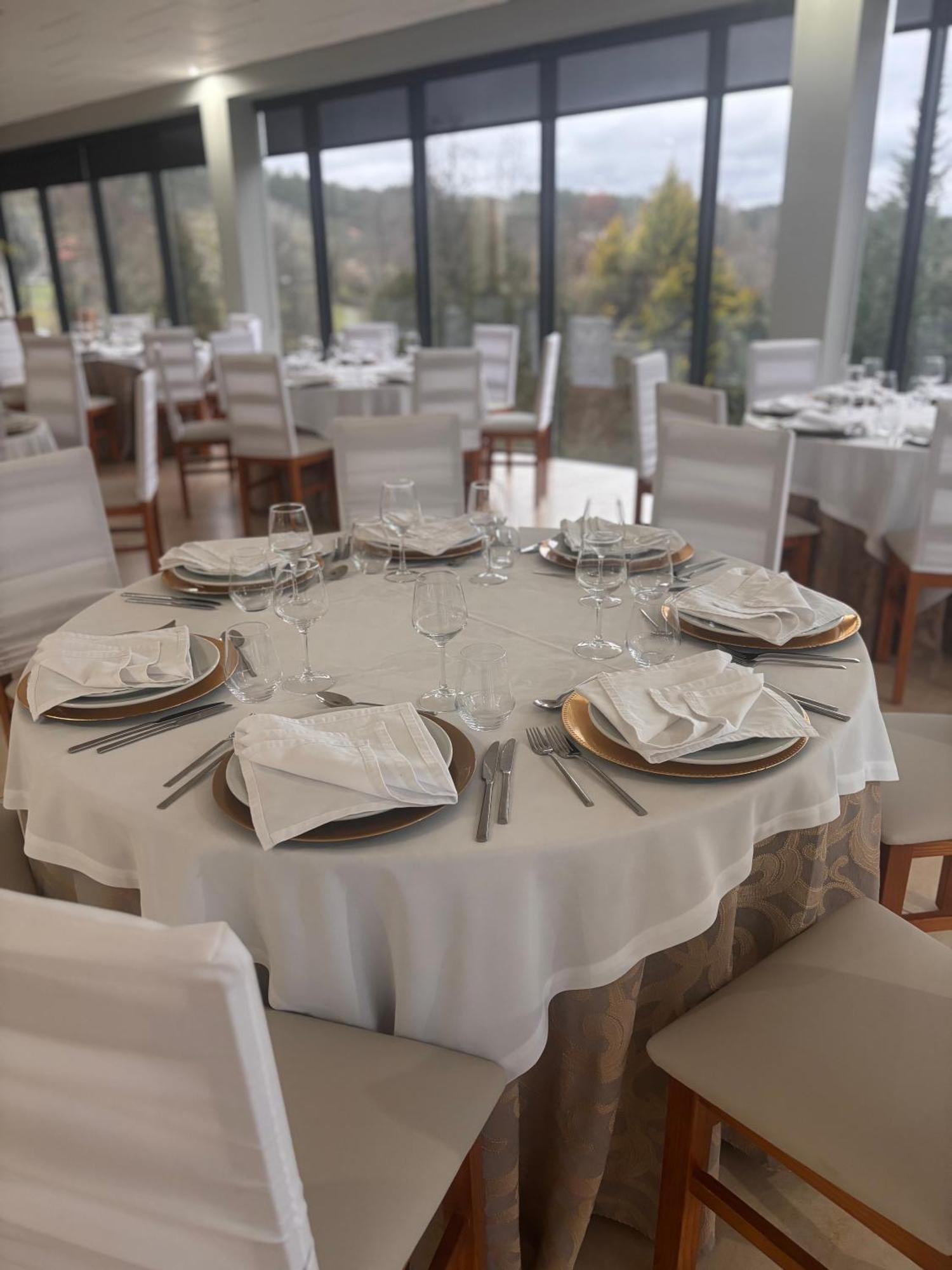 Restaurante Residencial Pizzaria S. Estevao Aguiar da Beira Dış mekan fotoğraf